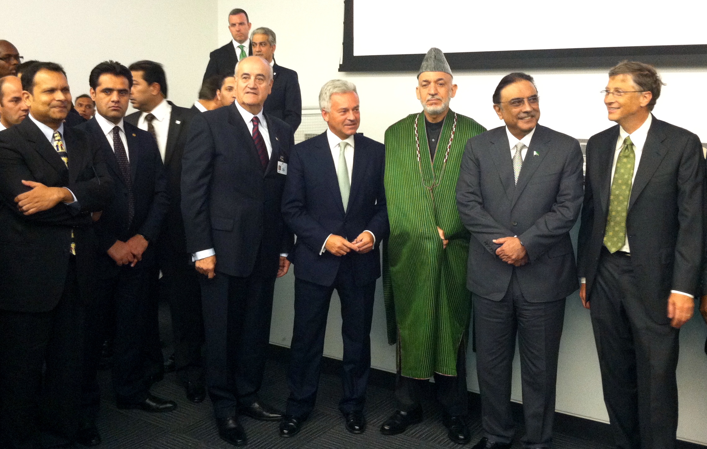 Singhal with Presidents Karzai & Z.