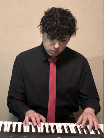 Diego Chairez
Minor in Piano Performance